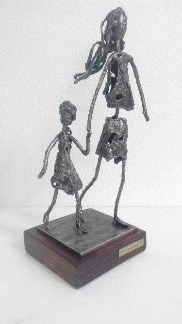 Original Figurative Family Sculpture by Federico Molinaro
