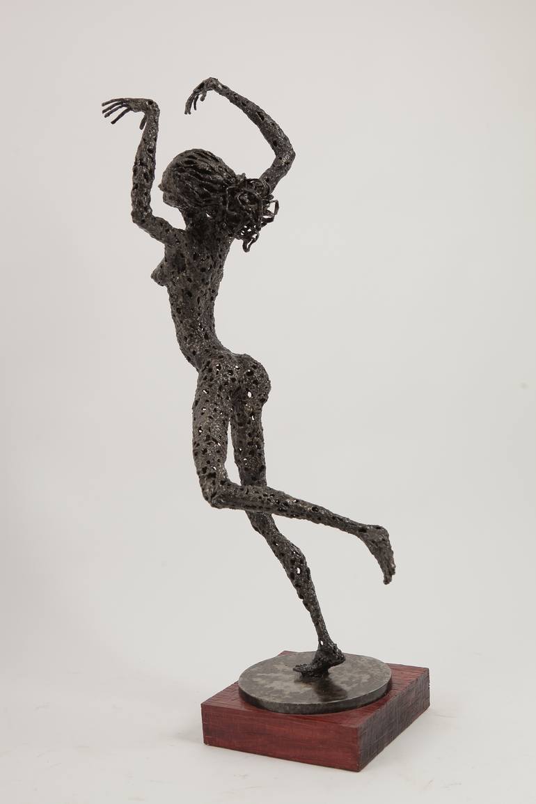 Original Women Sculpture by Federico Molinaro