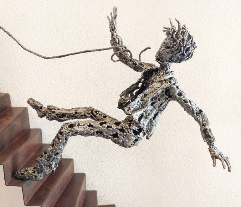 Original Figurative Men Sculpture by Federico Molinaro