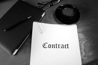 Contract thumb