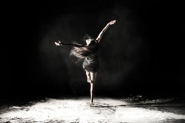 Dancer: Flora #10 - 20 x 30 inch image