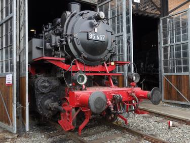 Old steam train in the depot 08515saa by Ksavera thumb