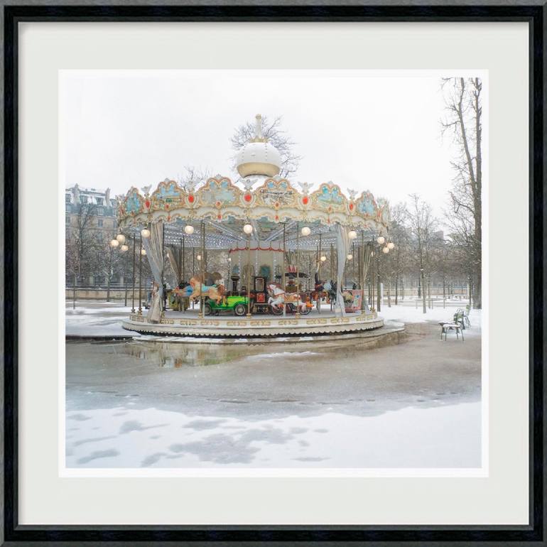 Original Figurative Garden Photography by Hélène Vallas Vincent