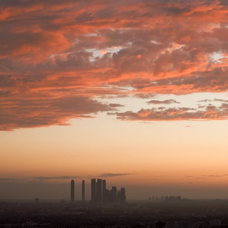 Original Cities Photography by Helene Vallas Vincent | Documentary Art on Paper | Night in L A - Limited Edition 1 of 20