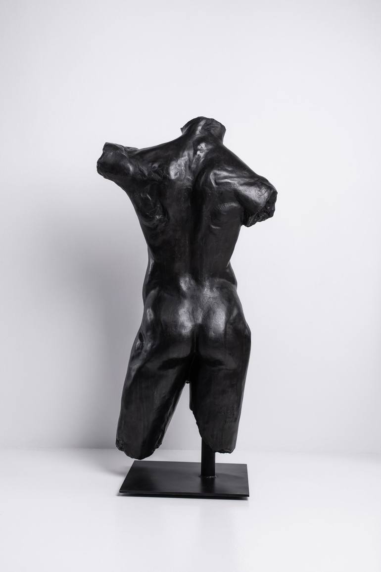 Original Figurative Men Sculpture by Rostyslav Karpukhin