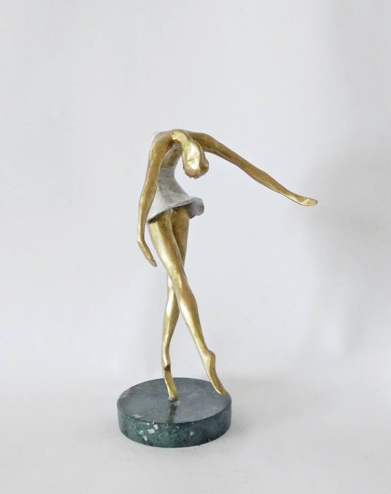 Original Body Sculpture by Liubka Kirilova