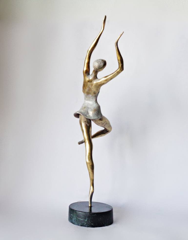 Original Figurative Body Sculpture by Liubka Kirilova