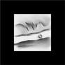 Artwork placed on a black background. Oeuvre placée sur un fond noir