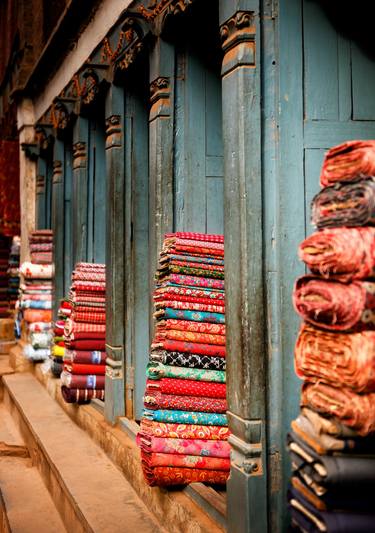 Textile Shop, Bhaktapur (119x84cm) thumb