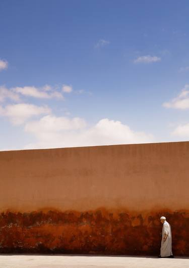 Along the walls of the Marrakesh Medina (119x84cm) thumb