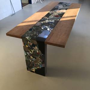 Collection Applied Arts & Design / Furniture