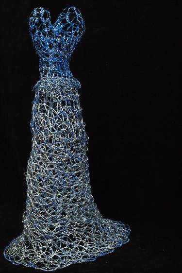 Hyacinth (Standing Dress) thumb