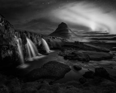 Original Photorealism Landscape Photography by Alister Benn