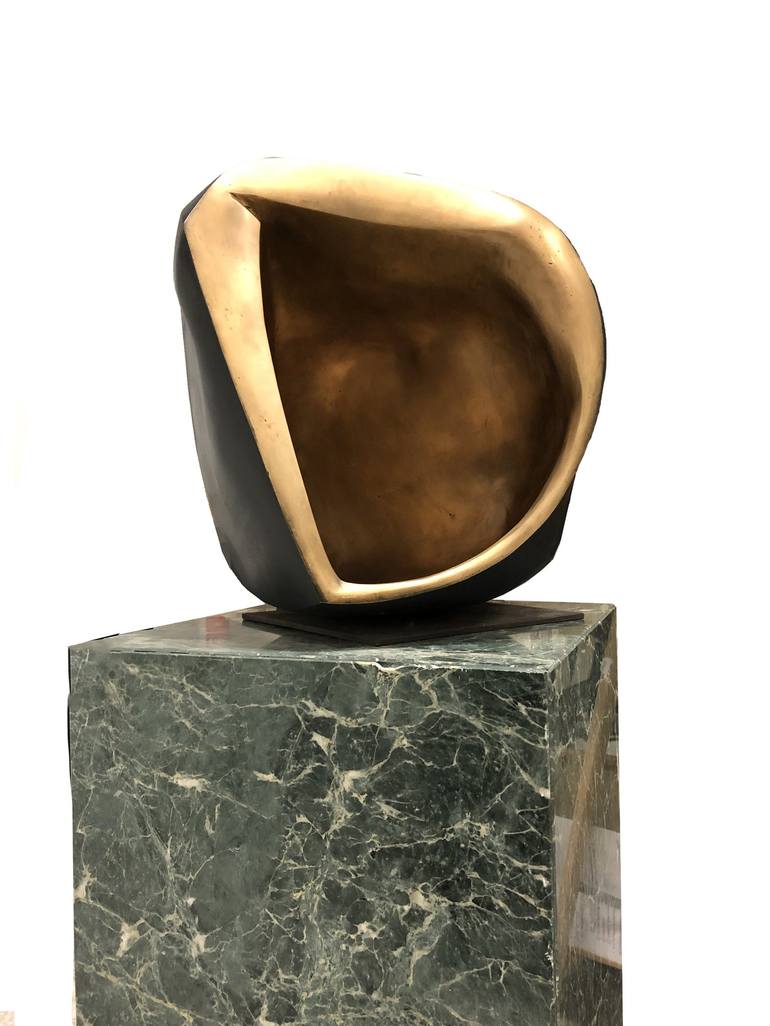 Original Abstract Sculpture by roberto tagliazucchi