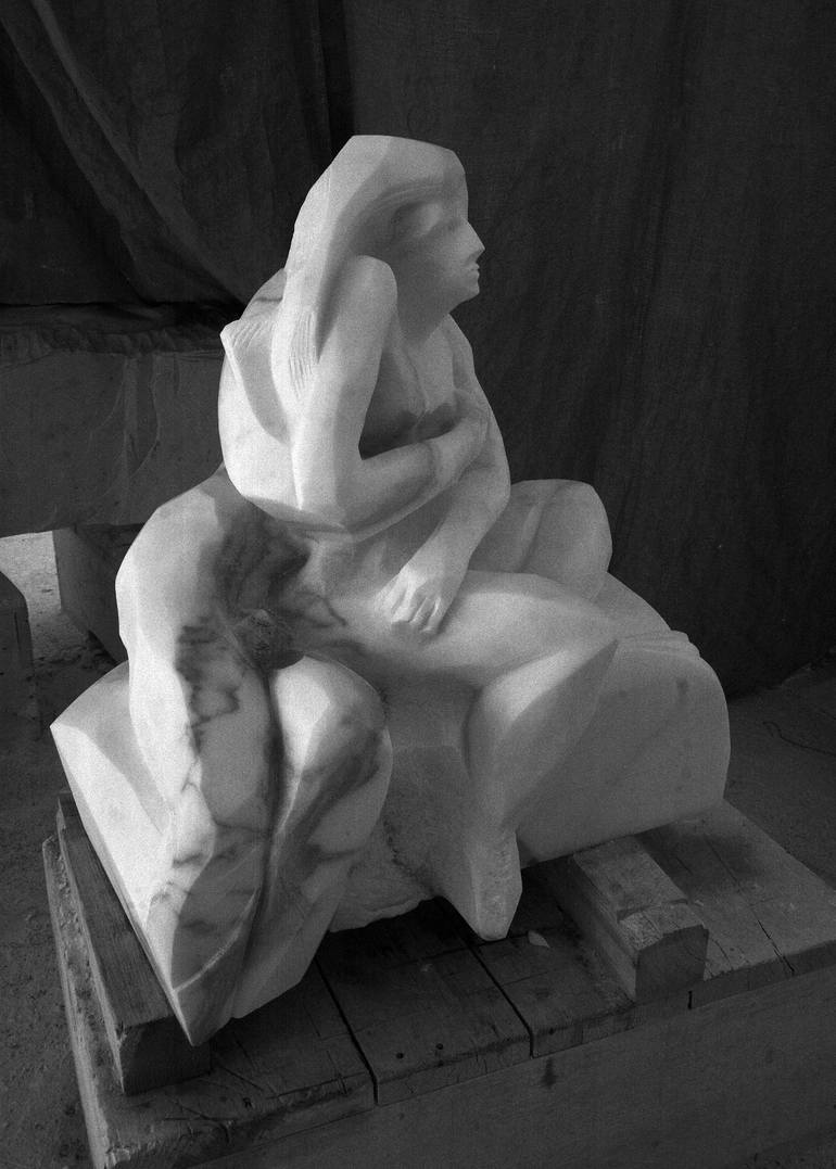 Original Figurative Nude Sculpture by roberto tagliazucchi