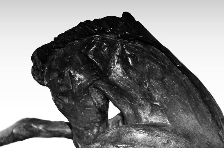 Original Figurative Horse Sculpture by roberto tagliazucchi