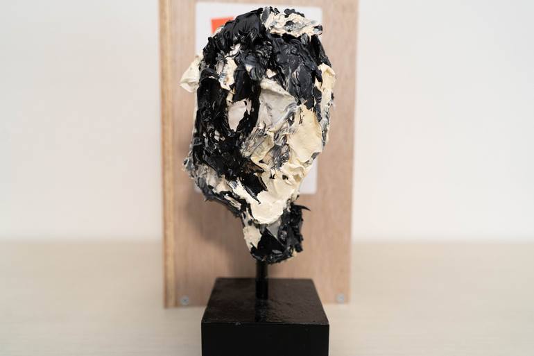 Original Abstract Portrait Sculpture by Tomoya Nakano