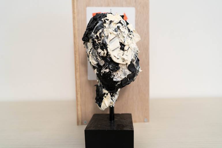 Original Abstract Portrait Sculpture by Tomoya Nakano