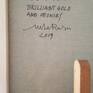 It is a new phase of my painting, here in Tunisia there is a great tradition in the use of trimmings, the clothes of the bride and groom are beautiful dresses and full of gold filaments, diamonds, apparently precious stones etc.. All this struck me deeply and so I want to make paintings that reflect these traditions considering that this people is struggling to reach the end of the month.
