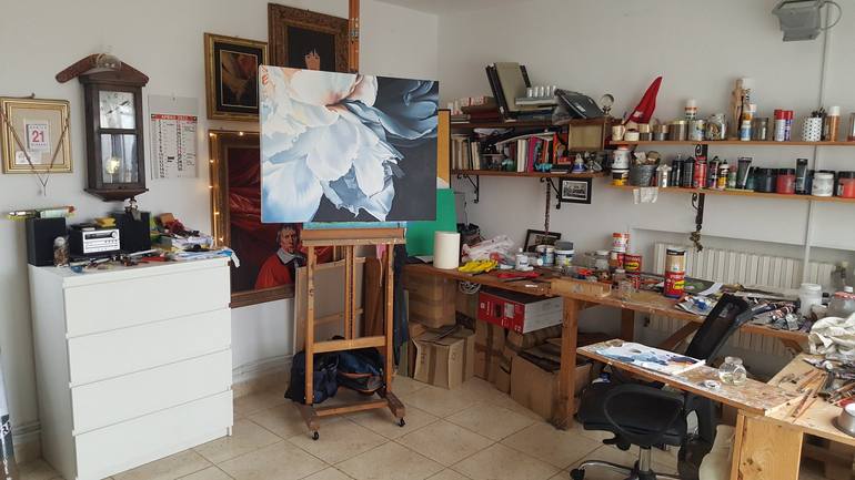 Original Expressionism Floral Painting by Luigi Maria De Rubeis