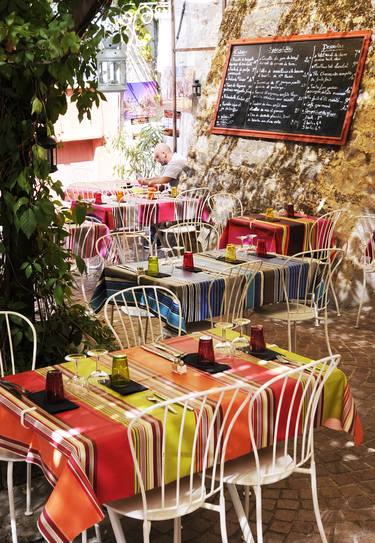 Bistro in Le Castellet, Provence: thumb