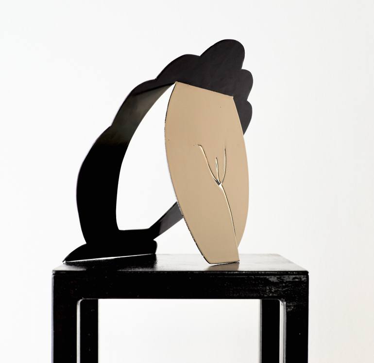 Original Art Deco Erotic Sculpture by Karina Horgas