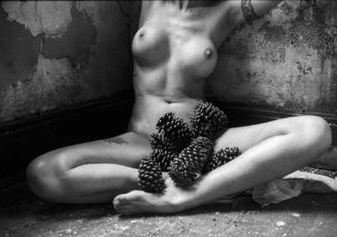 Original Conceptual Nude Photography by Jorge Hynd