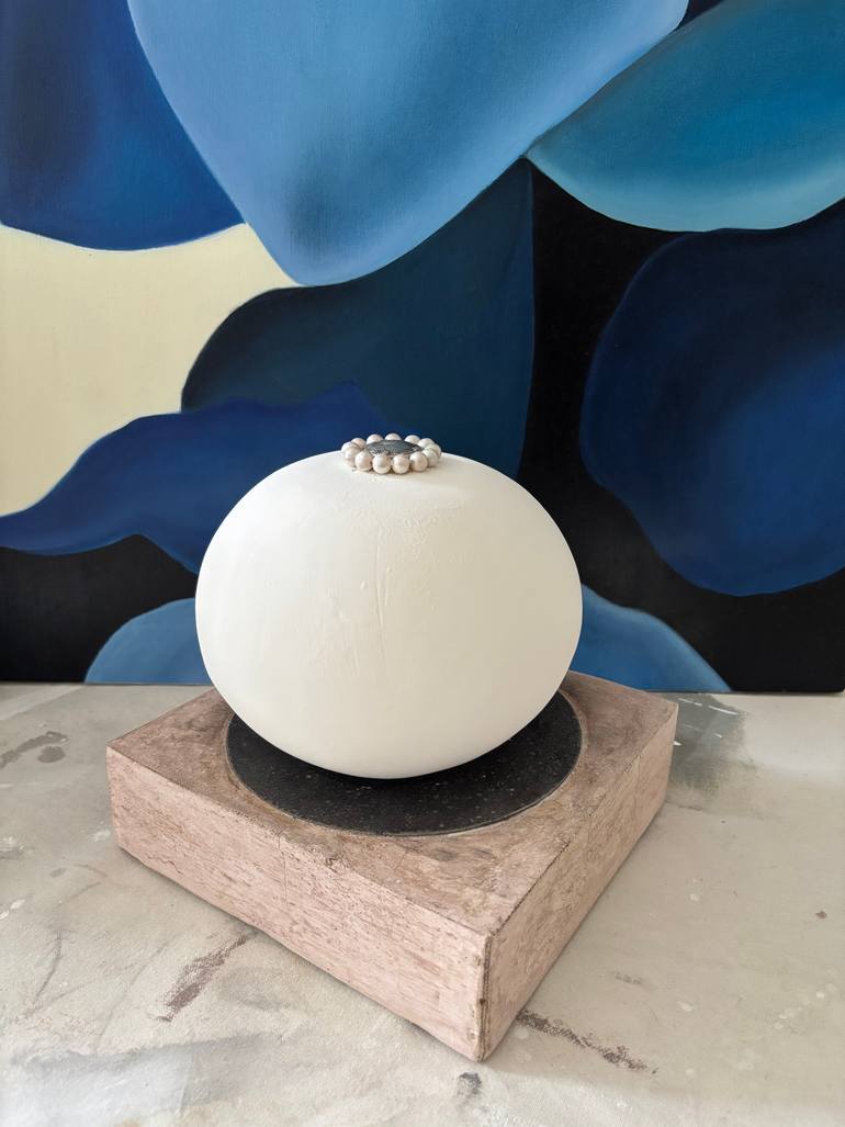 Original Neoclassicism Abstract Sculpture by Maria Vallier