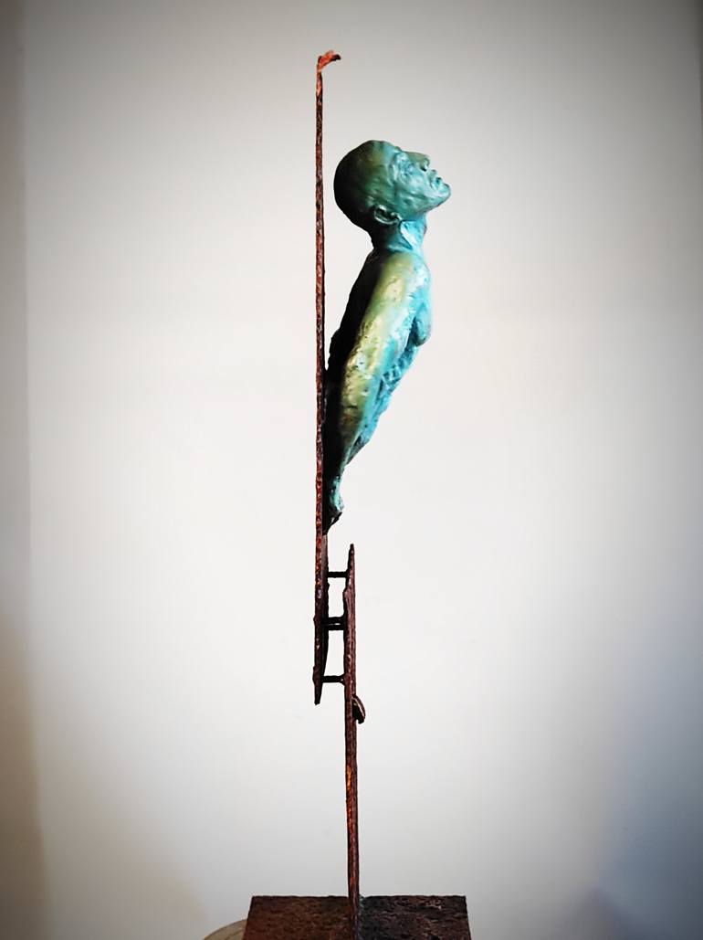 Original Figurative Men Sculpture by Elena Kraft