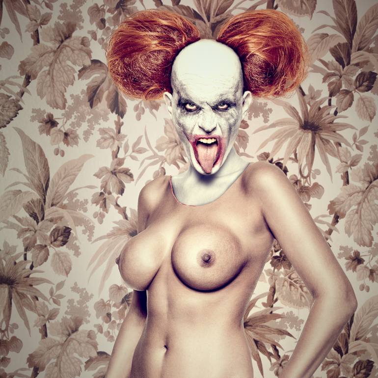 skin, body, suit, wallpaper, breasts, woman, clown, dress, grotesque, nude,...