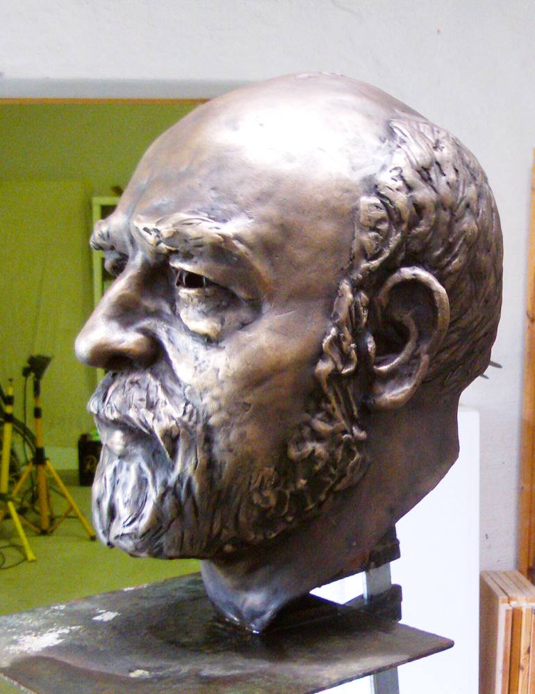 Original Figurative People Sculpture by Christo Stojanov