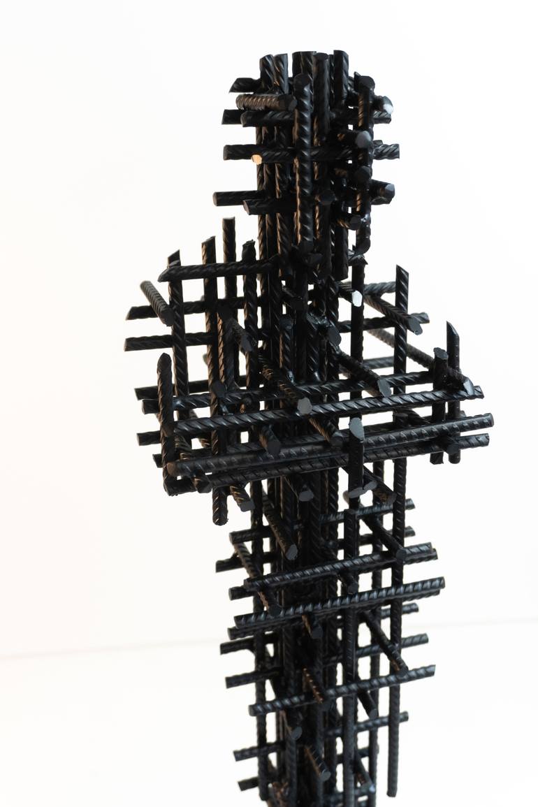 Original Figurative Men Sculpture by Yuriy Kraft