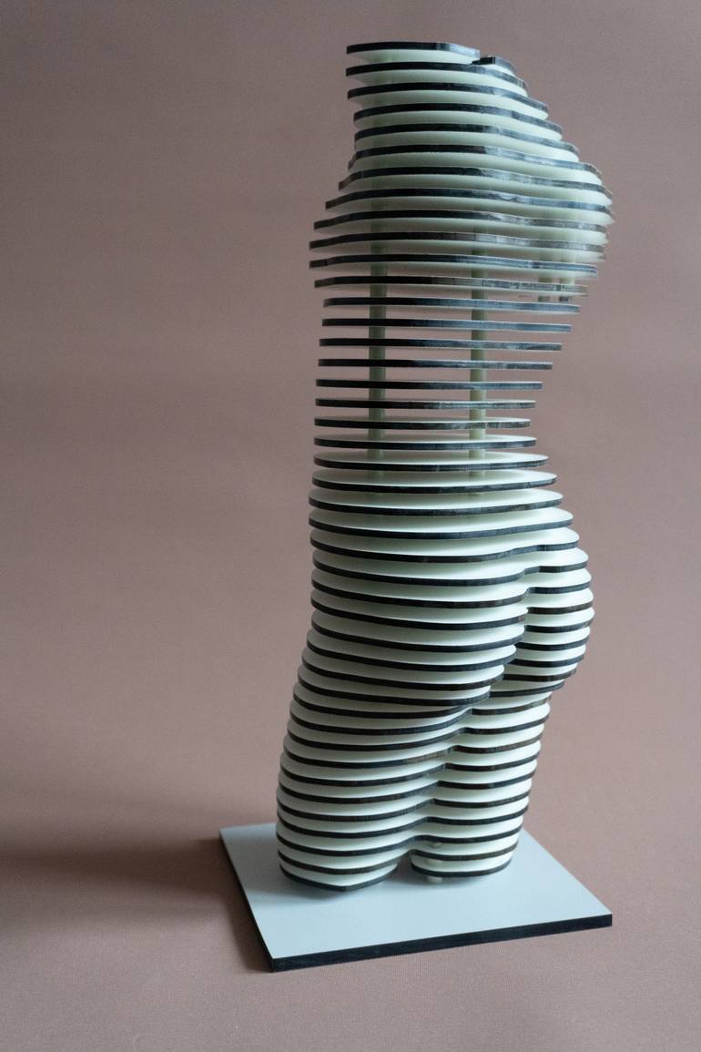 Original Figurative Body Sculpture by Yuriy Kraft