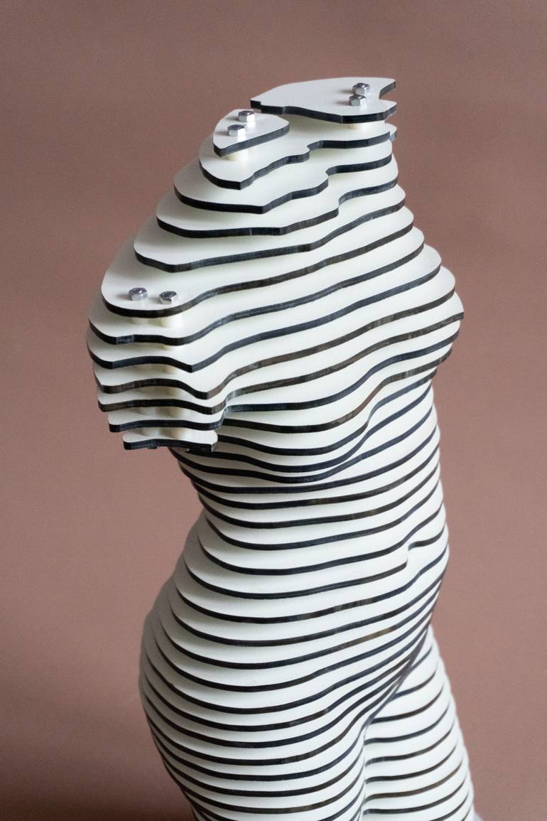 Original Figurative Body Sculpture by Yuriy Kraft