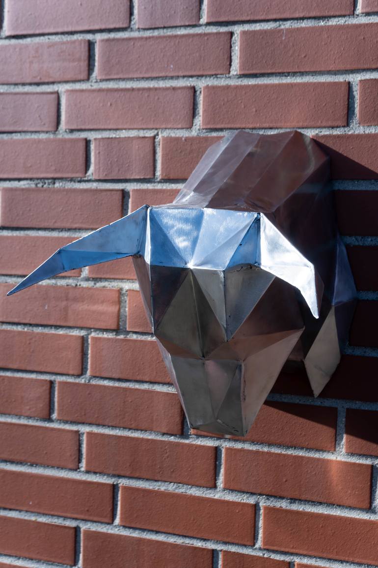Original Modern Animal Sculpture by Yuriy Kraft