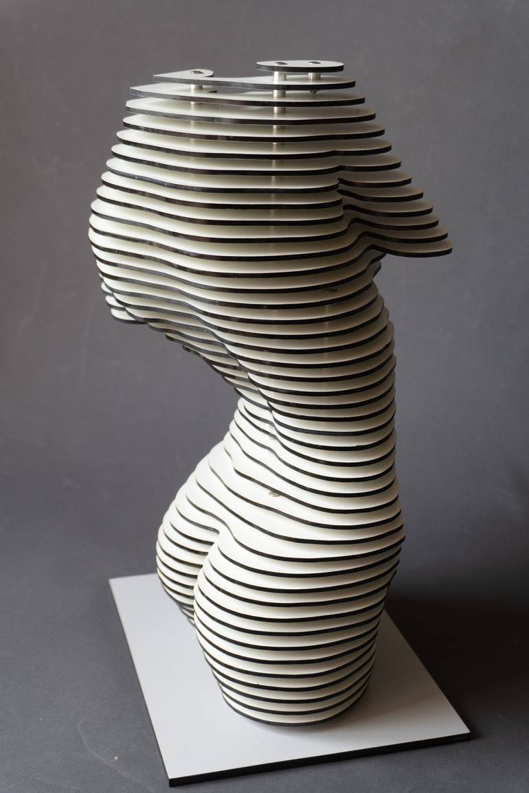 Original Figurative Body Sculpture by Yuriy Kraft