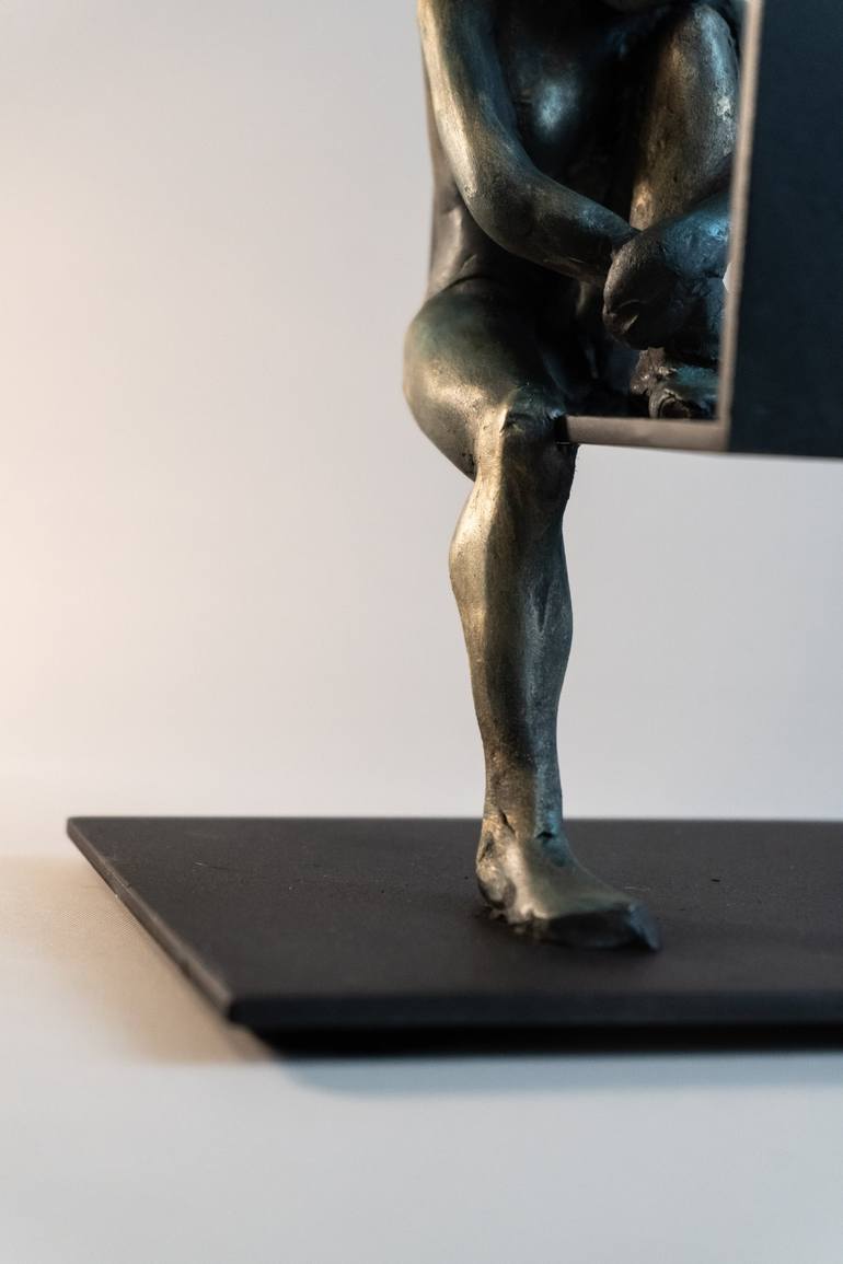 Original Figurative People Sculpture by Yuriy Kraft