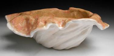 White and Pink Sculpture Bowl thumb