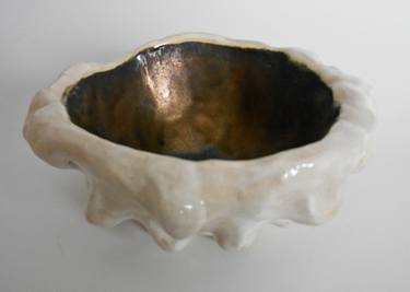 Organic Gold and White Modern Sculpture Bowl thumb