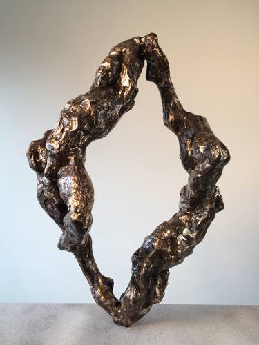 Light, 2017, bronze, marble, 60 x 45 x 35 cm thumb