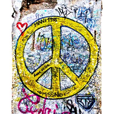 Original Documentary Graffiti Photography by Gavin Aldred