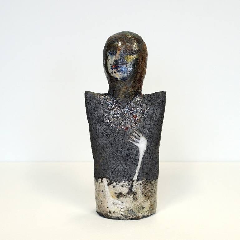 Original Figurative Portrait Sculpture by Ioana Tamas