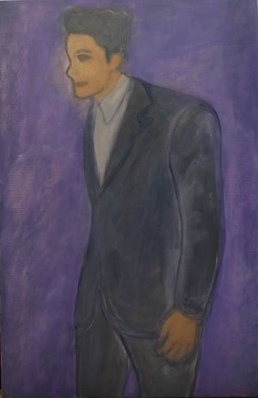 Man in violet thumb