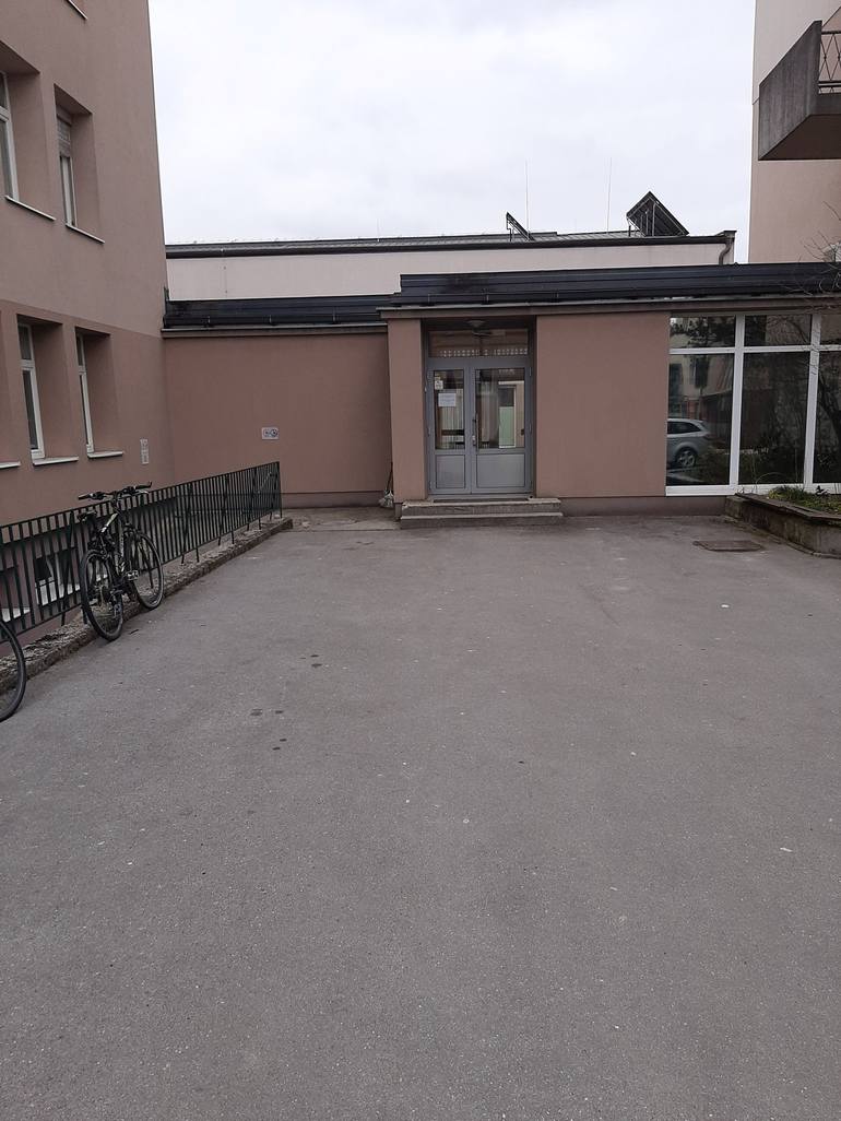 Slide undefined