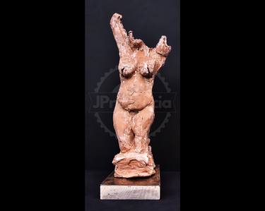 Original Expressionism Body Sculpture by Jane Prudência