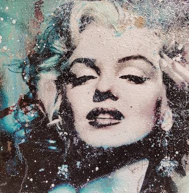 Marilyn Monroe Portrait blue thumb