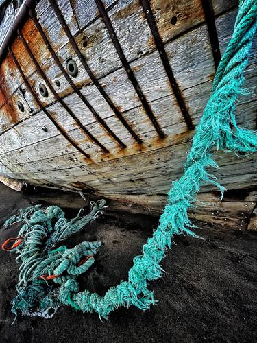 The artful wreck.Riff ,Iceland thumb
