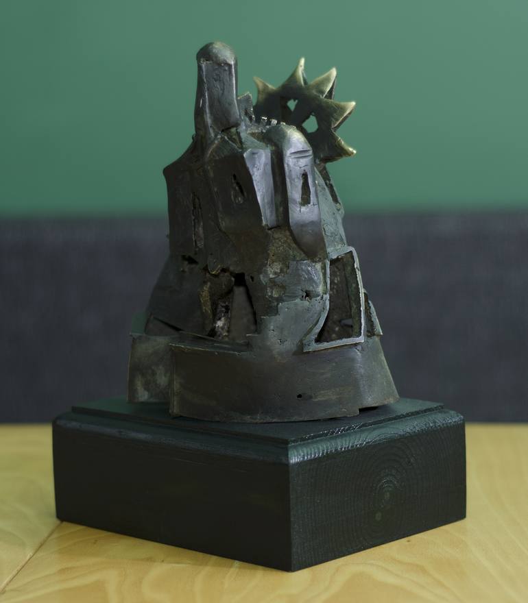 Original Folk Abstract Sculpture by Teodor Trifonov