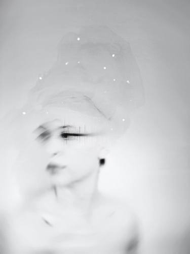 Original Conceptual Portrait Photography by Eliza Tsitsimeaua-Badoiu