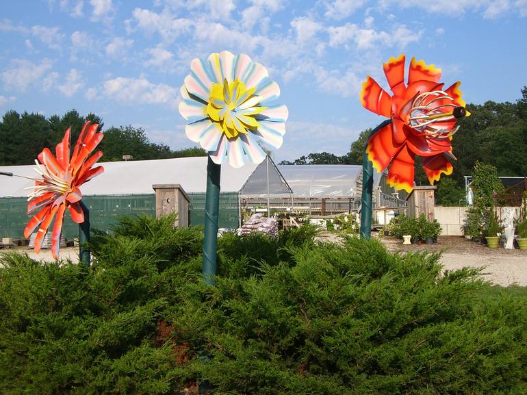 Original Folk Floral Sculpture by Richard Arfsten